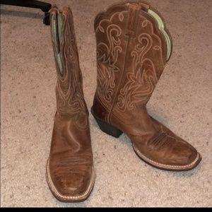 🔥20% off Ariat brown cowgirl boots
